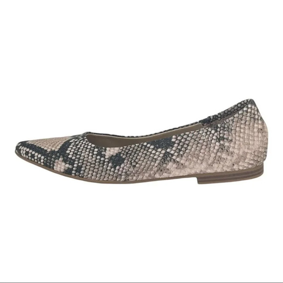 Sun + Stone Jilly Snake Print Womens Flat Loafers - Picture 3 of 12